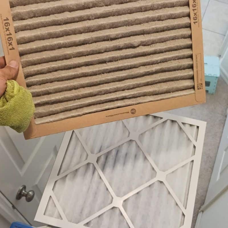 Why is my ac leaking water? Dirty Air Filter: