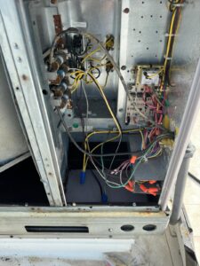 AC Shutdowns: 8 Reasons and Resolutions for Reliable Cooling 2 AC Shutdowns: 8 Reasons and Resolutions for Reliable Cooling