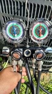 Is Easy Seal System Injection Right for You? 2 Is Easy Seal System Injection Right for You?