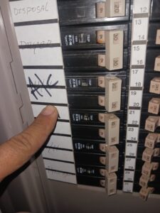 Single vs. Double-Pole Breakers 1 Single vs. Double-Pole Breakers