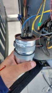 HVAC Technicians Reveal 2 HVAC Technicians Reveal