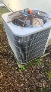 How Many Watts Does an Efficient AC Use? 3 How Many Watts Does an Efficient AC Use?