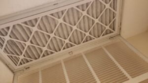 7 Essential Indoor Air Quality Tips for Smokers