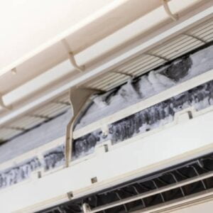 7 Tips to Stop Ice Build-Up 4 7 Tips to Stop Ice Build-Up